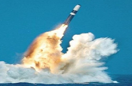 SLBM Trident II D5: Tên lửa đạn đạo chính xác và mạnh bậc nhất thế giới
