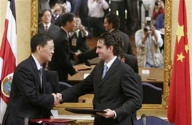 Bắc Kinh vu hồi vào sân sau của Mỹ, phá thế “hợp vây” của Washington