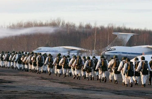 Lính dù Nga tổ chức diễn tập nhảy dù lớn nhất trong lịch sử