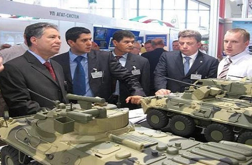 Belarus đề xuất thay thế Ukraine cung cấp thiết bị quân sự cho Nga