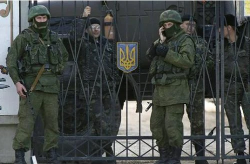 Nga thắt chặt vòng kiềm toả Crimea