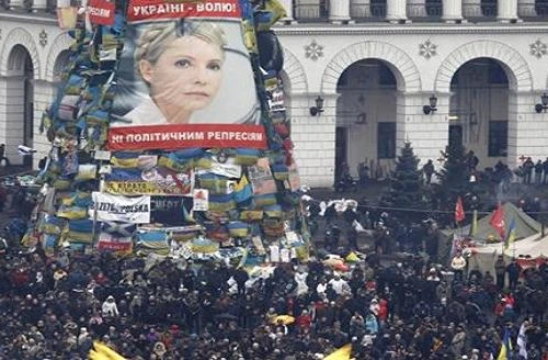 Ukraine bên bờ vực nội chiến, Nga sẽ không khoanh tay đứng nhìn