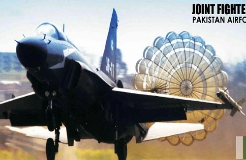 Trung Quốc bán vũ khí “đỉnh cao” với giá “đồng nát”