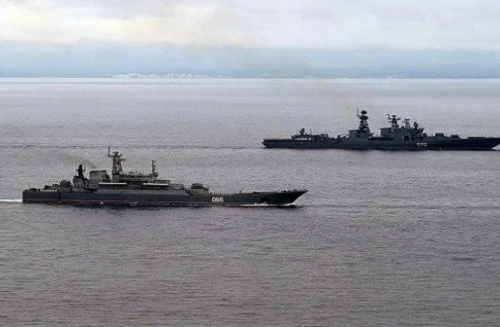 Hải quân Nga rầm rộ diễn tập bất thường tại Caspian