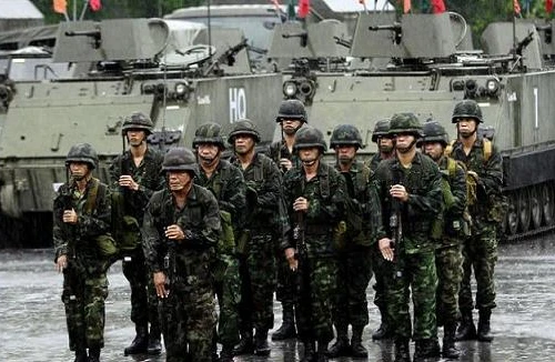 Cựu Thủ tướng Yingluck, các bộ trưởng cùng nhiều lãnh đạo biểu tình bị bắt giữ