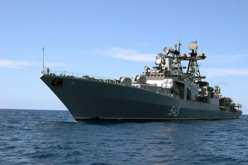 8 chiến hạm Nga ồ ạt đi qua eo biển Soya của Nhật