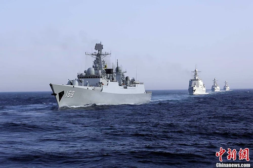 Nhật theo dõi sát 7 tàu chiến Trung Quốc qua eo biển Tsushima