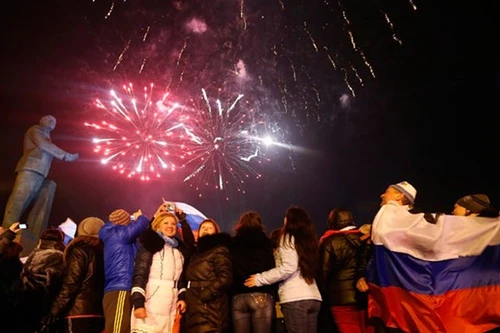 Crimea tuyên bố độc lập, sáp nhập Nga và quốc hữu hoá toàn bộ tài sản của Ukraine