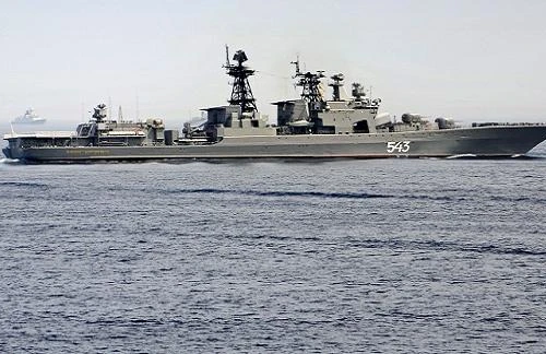 Tàu khu trục chống ngầm Nguyên soái Shaposhnikov thăm quân cảng Cam Ranh