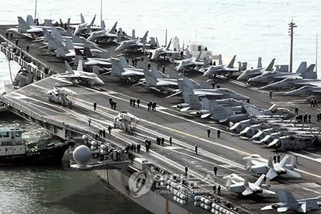 Mỹ cân nhắc điều F-22 và B-52 diễn tập với Hàn Quốc