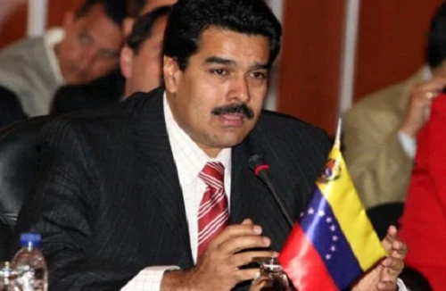 Venezuela trục xuất 3 quan chức ngoại giao Mỹ