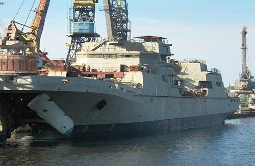 Nga nhận tàu đổ bộ xe tăng Ivan Gren vào năm 2015