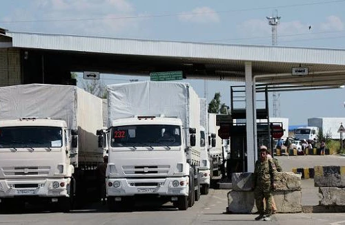 Mỹ: Nga rút toàn bộ đoàn xe nhân đạo khỏi Ukraine hoặc phải trả giá đắt!