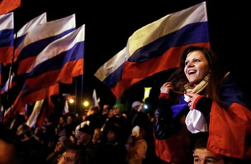 Nga là nước đầu tiên công nhận Crimea là quốc gia độc lập
