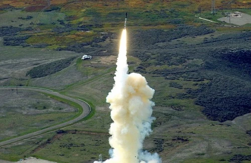 20 khoảnh khắc ngớ ngẩn suýt khai màn chiến tranh hạt nhân (2)