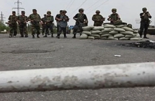 Biên phòng Kyrgyzstan đấu súng với một số phần tử vũ trang