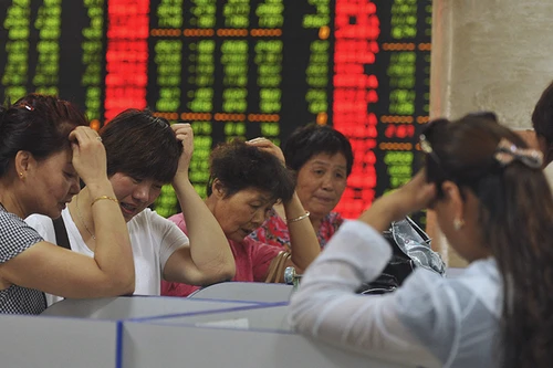 Tự tử vì chứng khoán lao dốc ở Trung Quốc