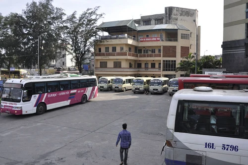 Xe khách ở bến xe Lương Yên di chuyển đi đâu sau khi đóng cửa?