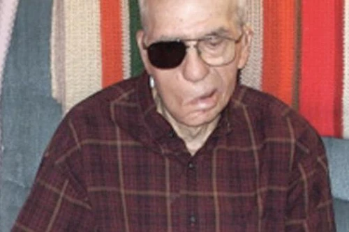 Thọ trăm tuổi với mảnh đạn "găm" trong đầu