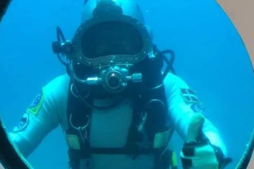 Phi hành gia thực hiện thử thách sống 7 ngày dưới đáy đại dương