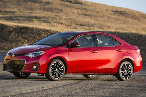 Toyota đạt doanh số hàng đầu thế giới