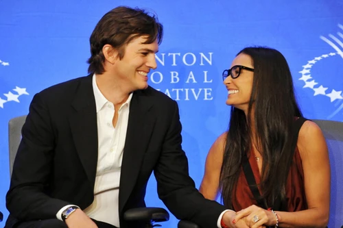 Demi Moore quyết định trừng phạt người chồng phản bội