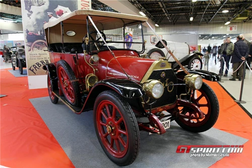 Ý: Độc đáo triển lãm xe Fiat cổ