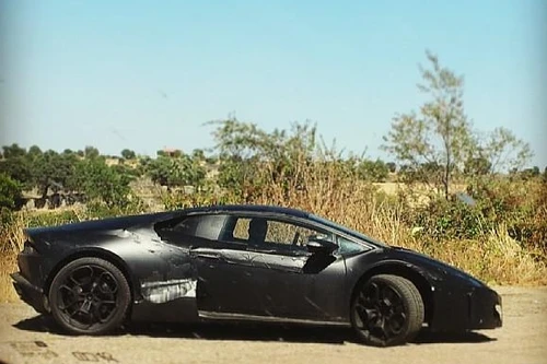 Lamborghini Cabrera lộ ảnh chạy thử