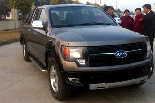 Trung Quốc: Gần 10 nghìn USD cho một biển số xe mới