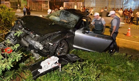 Nissan GT-R độ công suất lớn gây tai nạn chết người