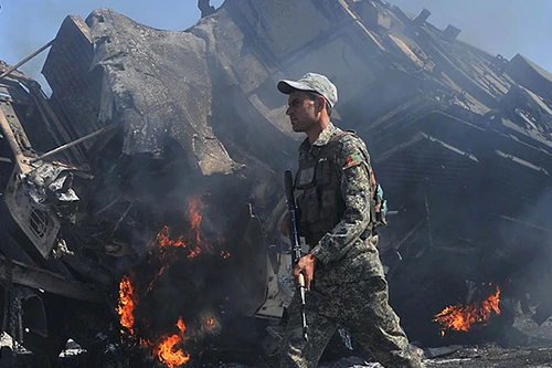 Đánh bom liều chết ở Afghanistan, 4 lính NATO thiệt mạng 