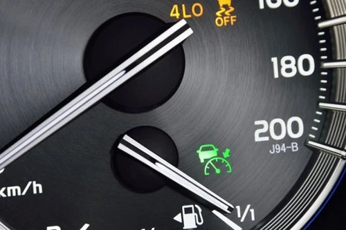 Khám phá ý nghĩa các đèn cảnh báo trên bảng táp-lô của xe Toyota