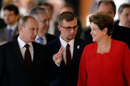 Brazil muốn mua vũ khí và hợp tác năng lượng với Nga