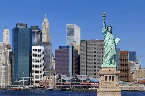 Chính phủ Mỹ vẫn đóng cửa, các địa điểm du lịch đã mở cửa trở lại