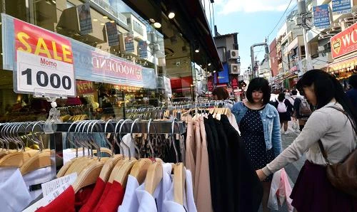 Nhật Bản sắp thoát khỏi giảm phát sau gần hai thập niên