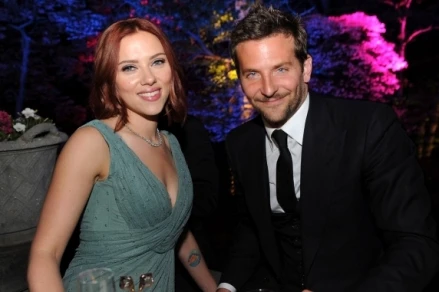 Người đẹp tóc vàng Scarlett Johansson và những cuộc phiêu lưu tình ái