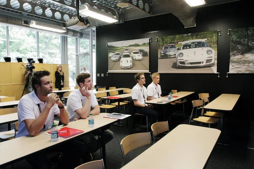 Khai giảng lớp Đào tạo các tay đua trẻ đầu tiên của Porsche