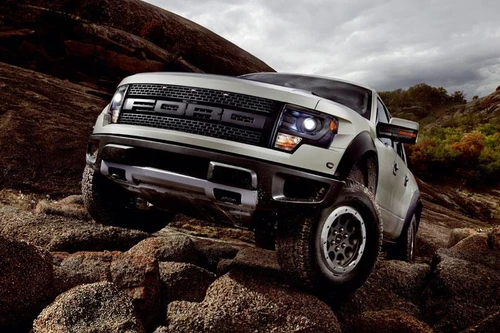 Khóa học lái xe cho những người ưa thích mạo hiểm