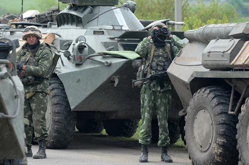 Quân đội Ukraine tấn công dồn dập phe li khai ở Donetsk