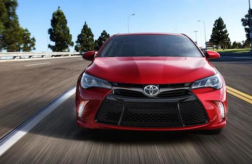 Toyota Camry 2015 hoàn toàn mới chính thức lộ diện 