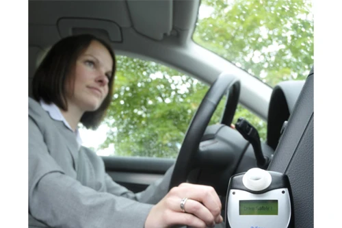 Xe không nổ máy nếu người lái uống rượu trước khi lái xe