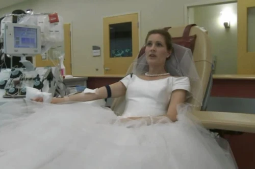 Cặp vợ chồng mới cưới yêu cầu khách hiến máu thay vì tặng quà 