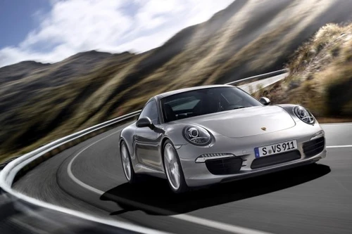 Thưởng thức vẻ đẹp tinh tế của Porsche 911 Carrera S 2012