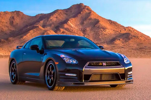 Siêu xe Nissan GT-R Track Edition 2014 vừa "độc", vừa đắt