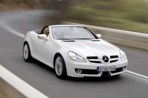 Tân binh Mercedes-Benz SLK-Class: Nhìn là thích. Biết là si mê 