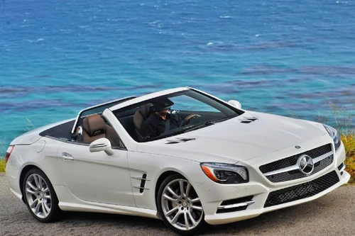 Mercedes-Benz SL-Class tung ra xe mui trần cao cấp mới