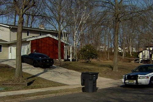 Bé 6 tuổi bị bạn chơi 4 tuổi bắn chết 