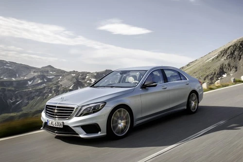 Doanh số bán xe của Mercedes đạt kỉ lục trong tháng 9