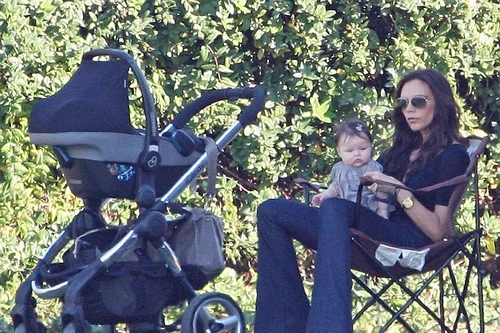 Những hình ảnh mới nhất của “công chúa nhỏ” Harper Beckham 