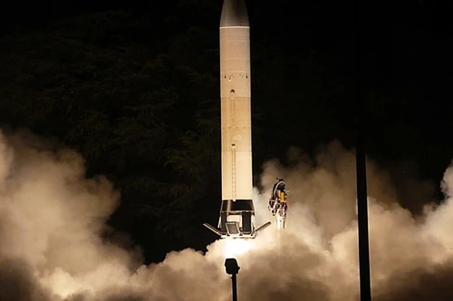 Vũ khí siêu thanh của Mỹ thất bại chỉ 4 giây sau khi phóng thử